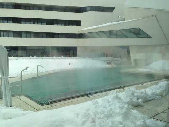 outside-pool
